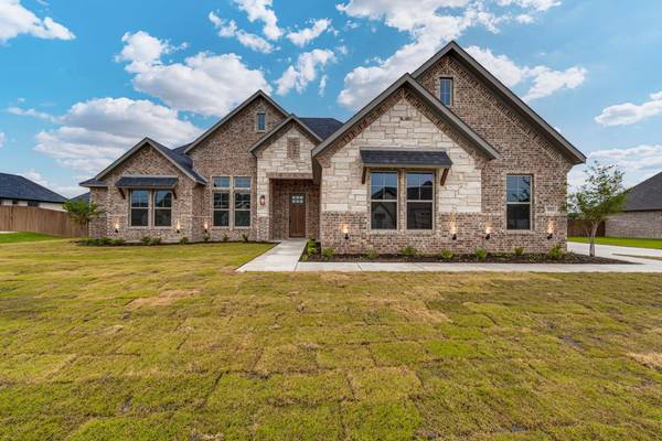 3911 Monterrey Oak Way, Ovilla, TX 75154