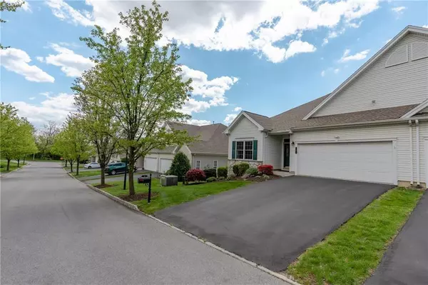 Palmer Twp, PA 18045,8 Somerset Lane