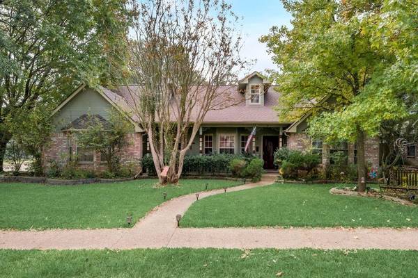 2 Atlantic Avenue, Midlothian, TX 76065