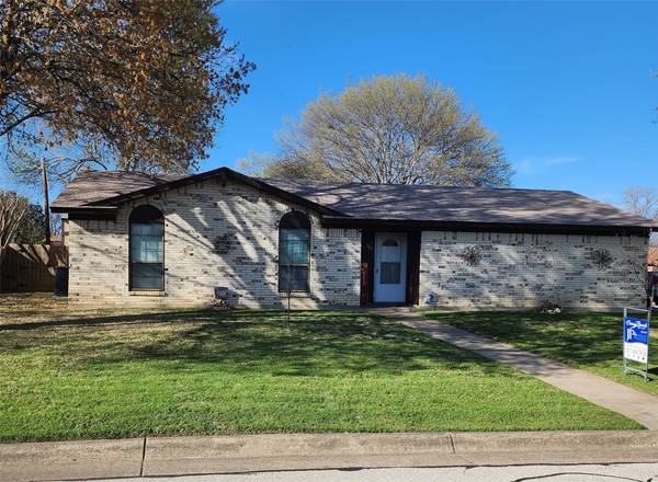 500 Oak Street, Burleson, TX 76028