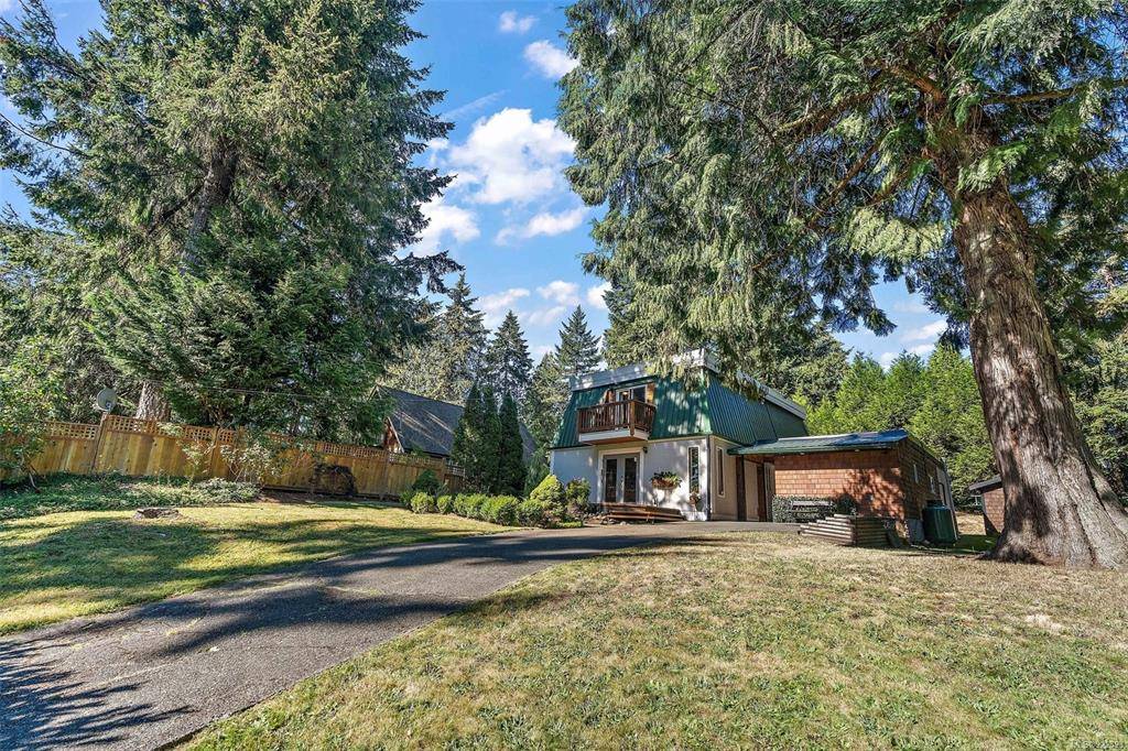 Shawnigan Lake, BC V0R 2W1,2136 Dandelion Lane