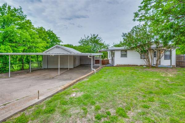 5644 Linda Drive, Watauga, TX 76148