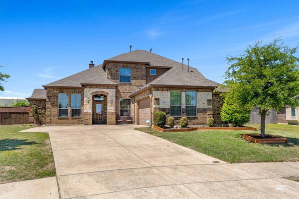 616 Garden Grove Lane,  Desoto,  TX 75115