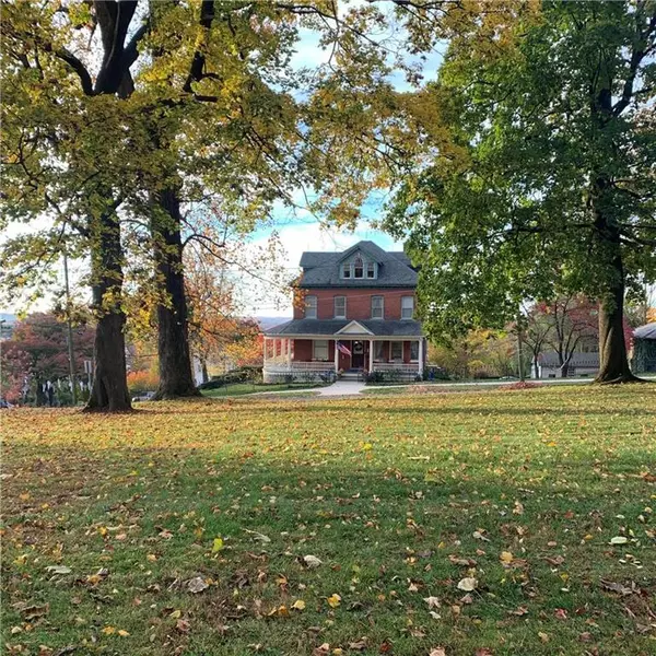 Nazareth Borough, PA 18064,303 West Center Street