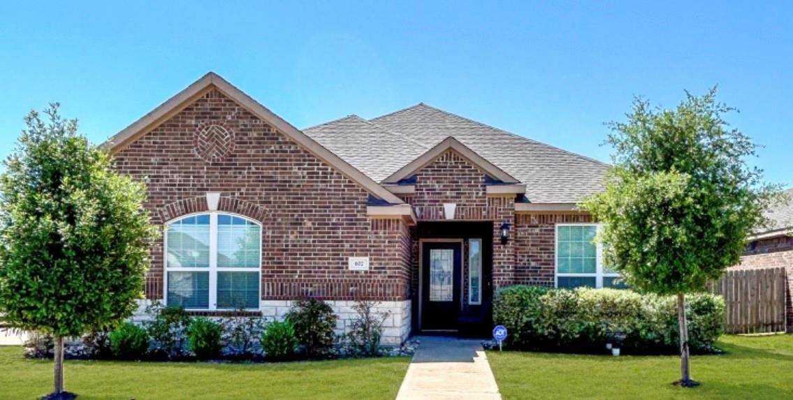 602 Roaring Springs Drive, Glenn Heights, TX 75154