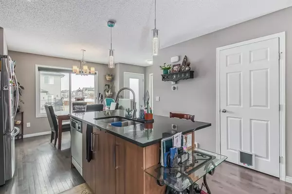 Airdrie, AB T4B 0T4,2341 Baywater CRES SW