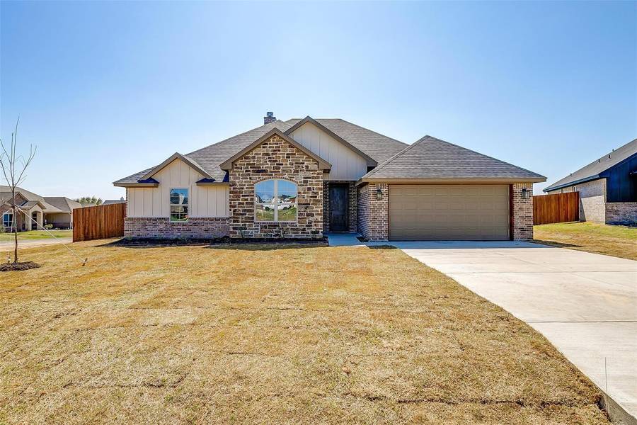 5009 Wearing Way, Granbury, TX 76048