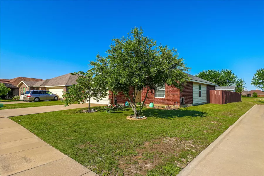 3448 Beatriz Drive, Denton, TX 76207