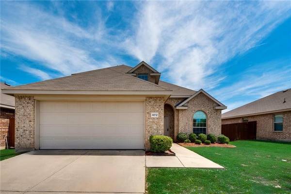 4012 Autumnwood Lane, Heartland, TX 75126