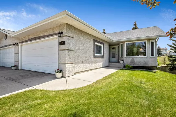 Calgary, AB T3G 3W7,189 Arbour Cliff Close NW