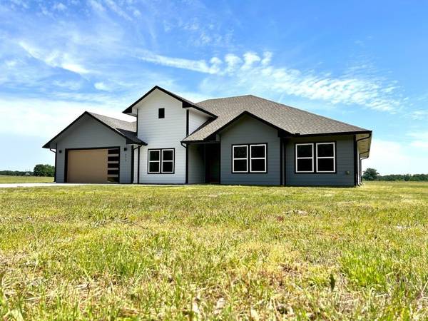 355 County Road 3351,  Pickton,  TX 75471