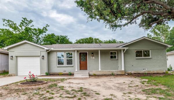 904 Zelda Drive, Hurst, TX 76053