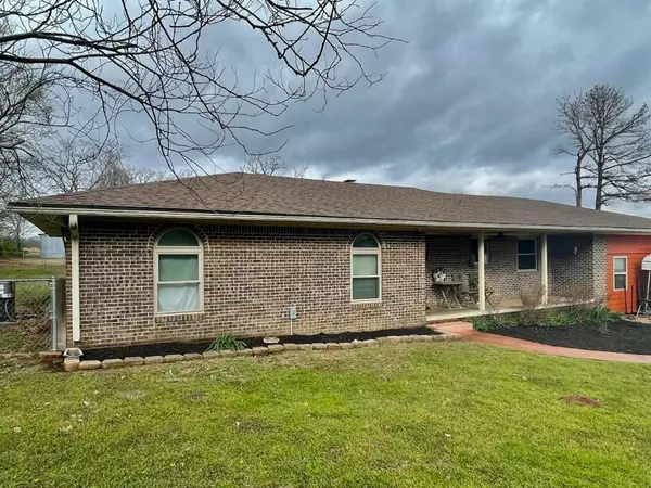 11081 County Road 3570, Ada, OK 74820