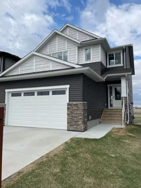 Strathmore, AB T1P 1A0,15 Lakewood Mews