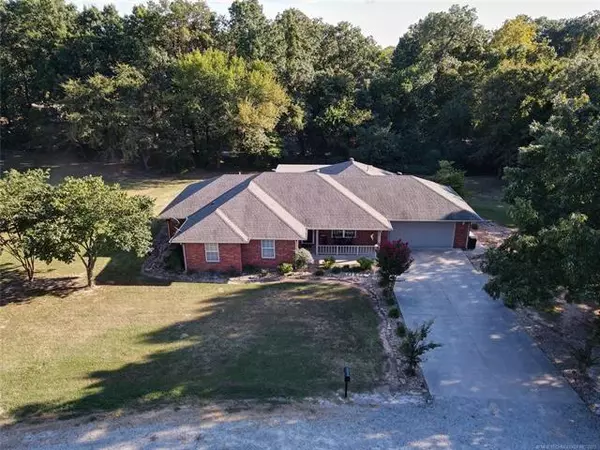 59 Quail Run, Eufaula, OK 74432