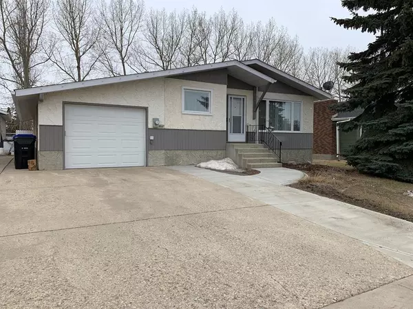 Olds, AB T4H 1B4,5313 Silverthorn RD