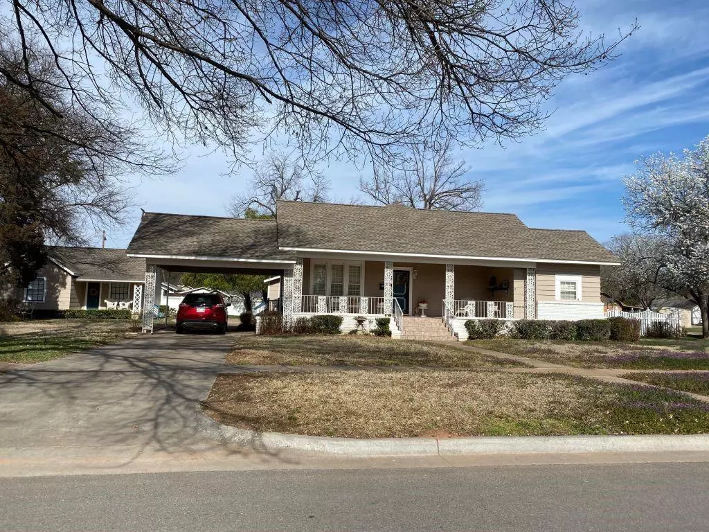 Pauls Valley, OK 73075,804 N Willow Street