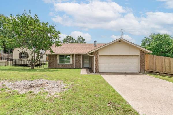 3137 Trey Circle,  Athens,  TX 75752