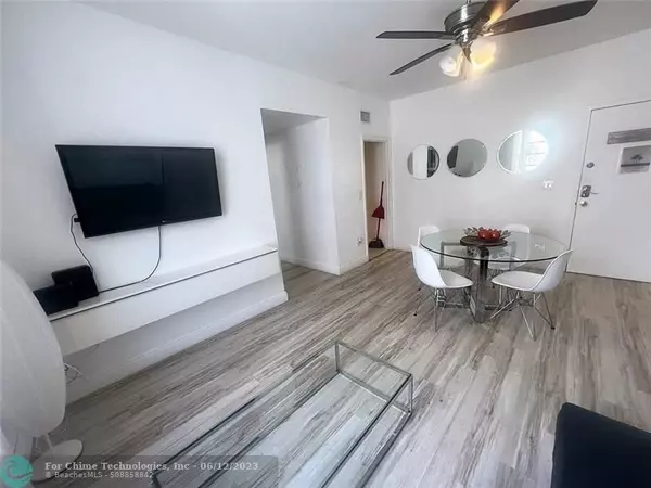 Miami Beach, FL 33139,750 Collins Ave  #204