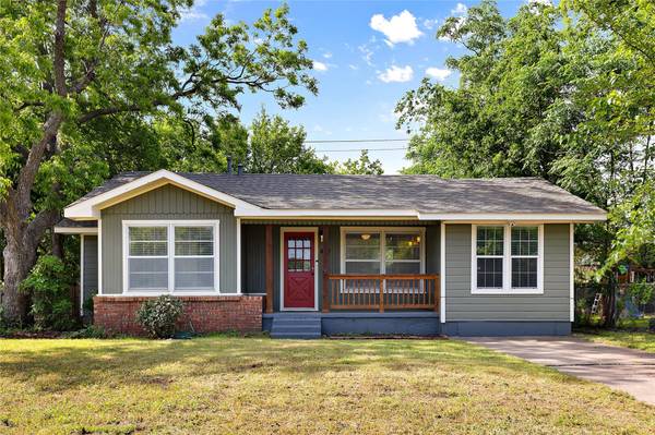 420 E Ellen Avenue, Hurst, TX 76053