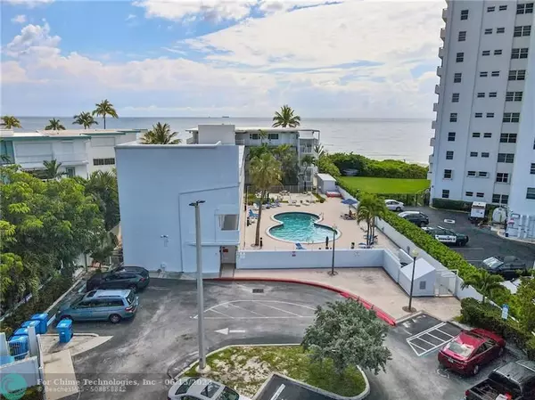 Lauderdale By The Sea, FL 33062,1480 S Ocean Blvd  #216