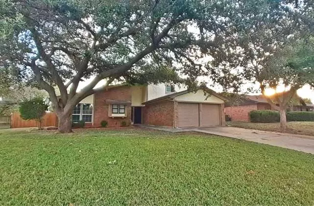 3413 Kelvin Avenue, Fort Worth, TX 76133