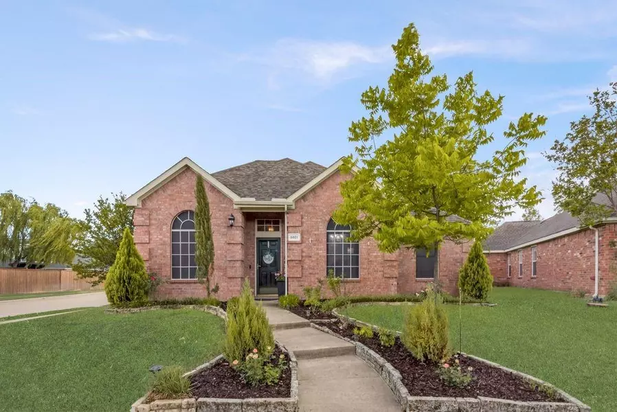 5801 Dark Forest Drive, Mckinney, TX 75070