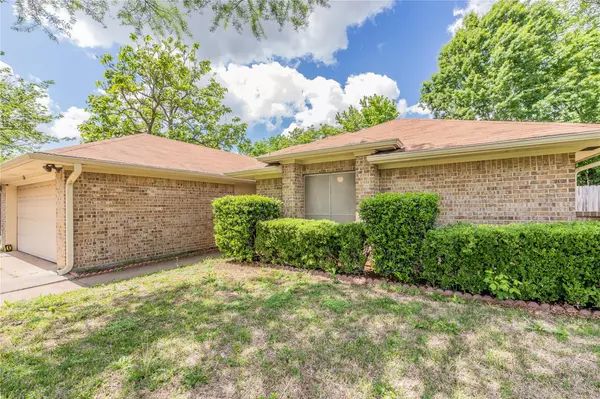 Seagoville, TX 75159,109 Colonial Circle