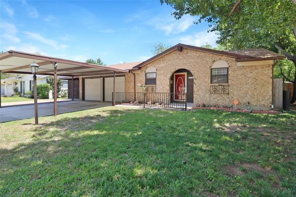 6608 Perdido Drive, Watauga, TX 76148