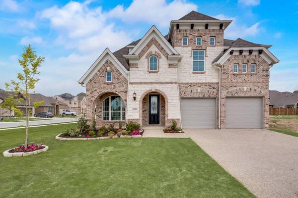 1325 Sundance Lane, Justin, TX 76247