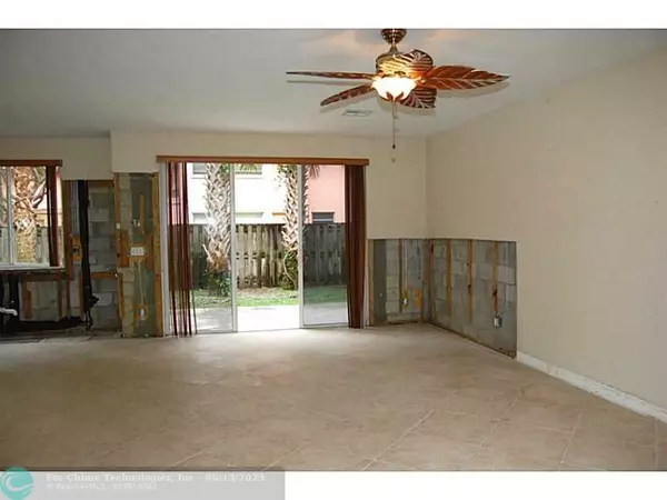 Boca Raton, FL 33432,350 W Camino Real  #2