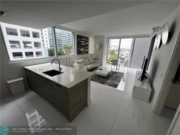 Miami, FL 33131,1300 Brickell Bay Dr  #801