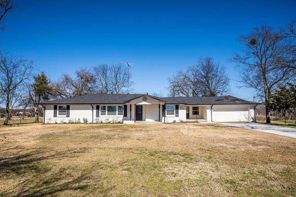 2780 Interstate Highway 30 W, Sulphur Springs, TX 75482