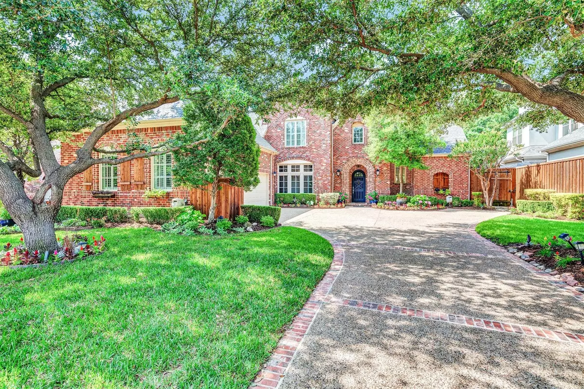 Plano, TX 75093,3105 Oak Hollow Drive