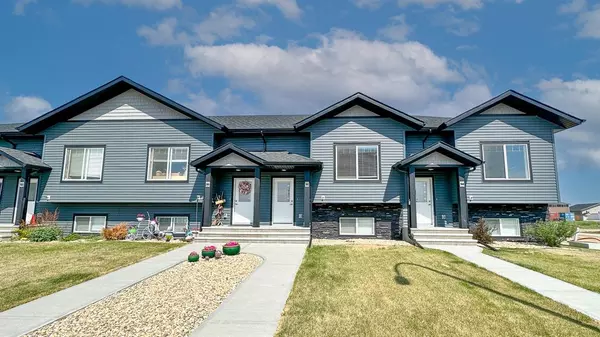 Lacombe, AB T4L 0K1,90 Mackenzie Ranch WAY