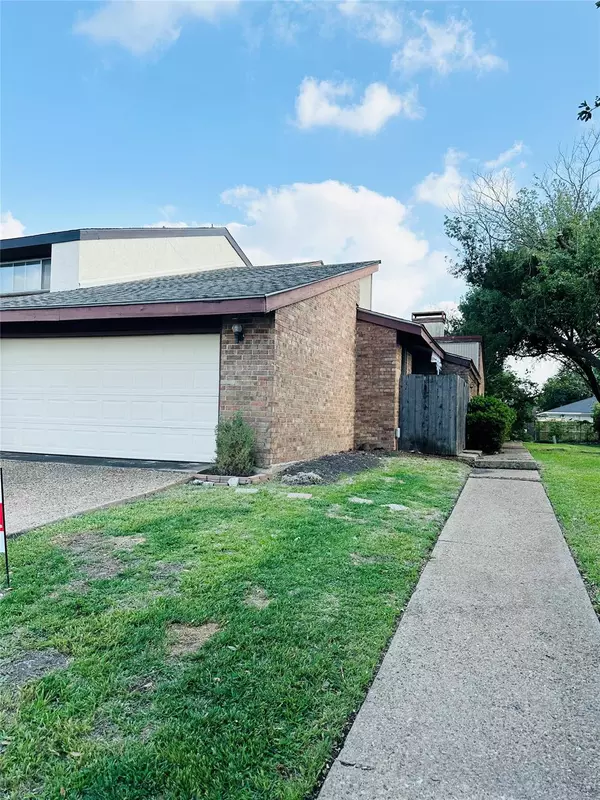 Garland, TX 75044,2434 Rich Oak Drive