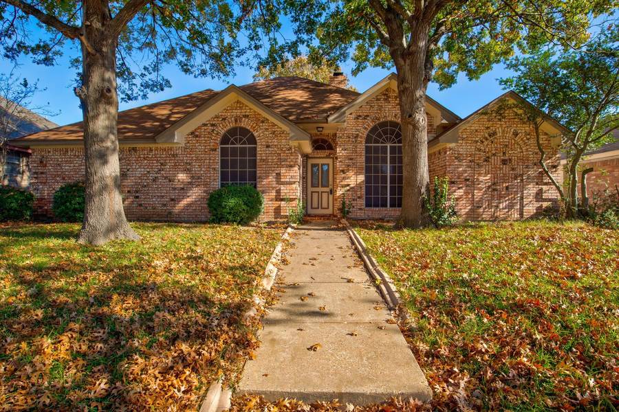 1450 Cromwell Court, Lancaster, TX 75134