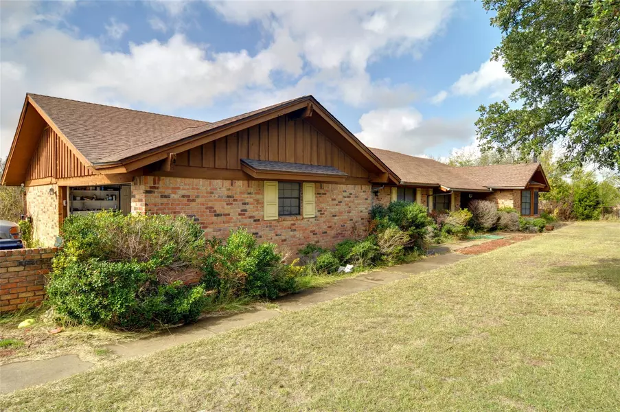 7703 Fm 1902, Burleson, TX 76058