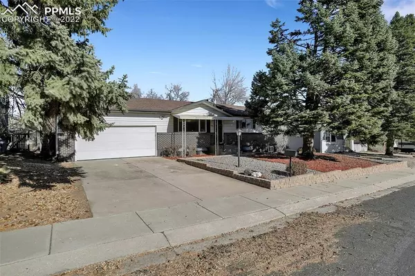 1006 Delft DR, Colorado Springs, CO 80907