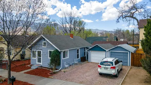 208 N 15th ST, Colorado Springs, CO 80904