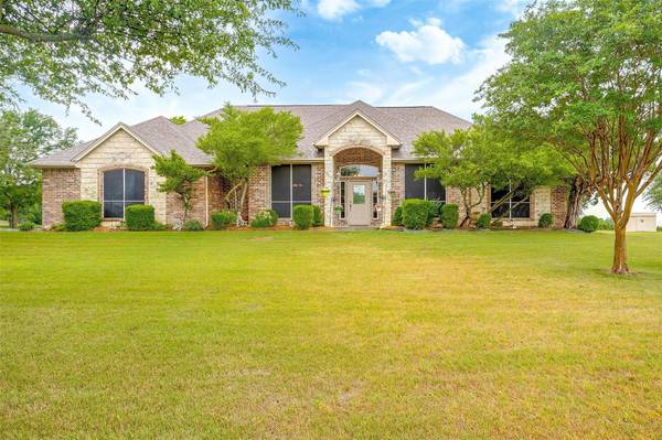 290 Stone Mountain Road, Cresson, TX 76035