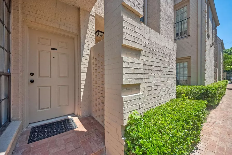 4229 Cole Avenue #117, Dallas, TX 75205