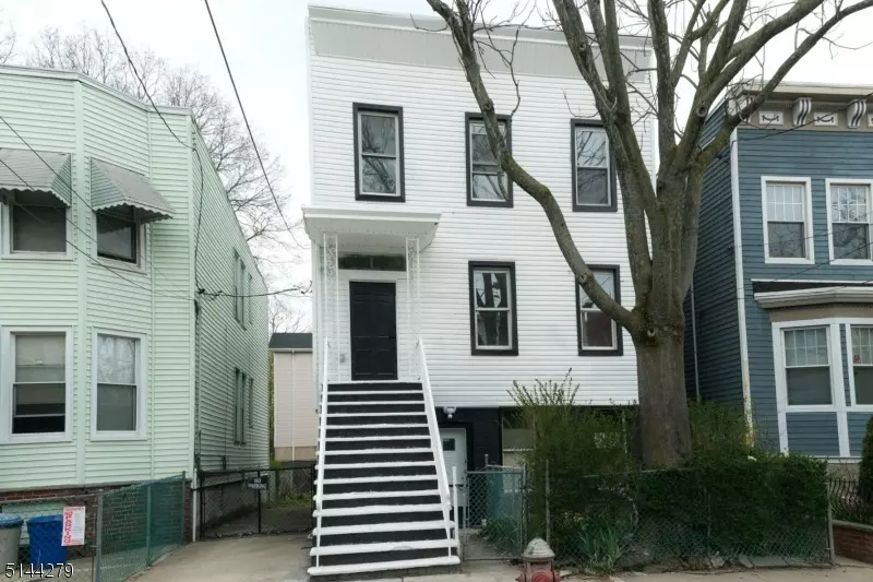 115 Rutgers Ave, Jersey City, NJ 07305