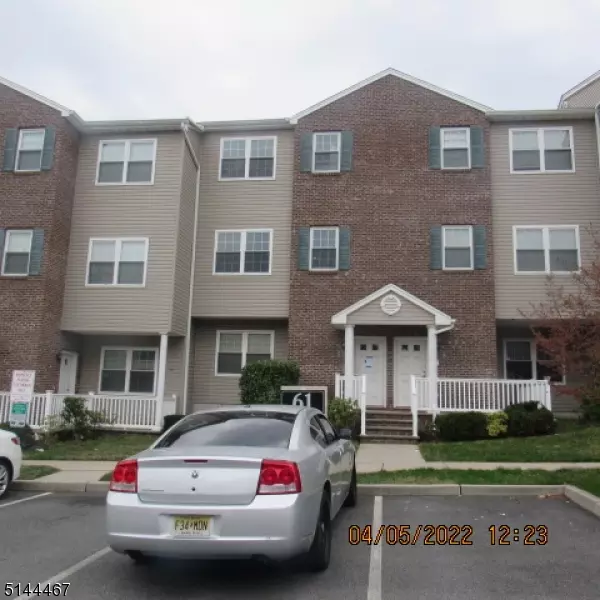 61 High St #8, City Of Orange Twp., NJ 07050