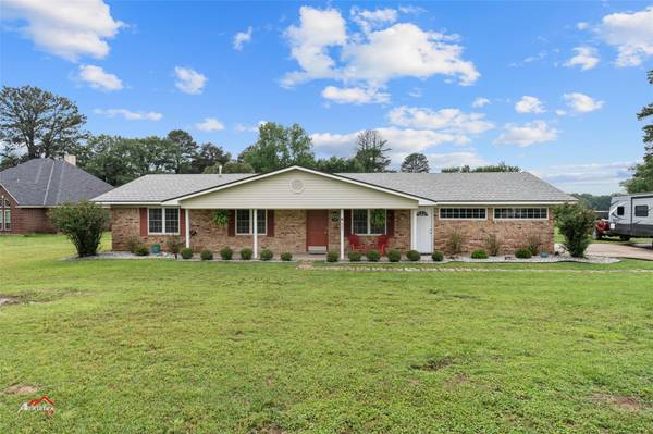 997 Old Plain Dealing Road, Benton, LA 71006