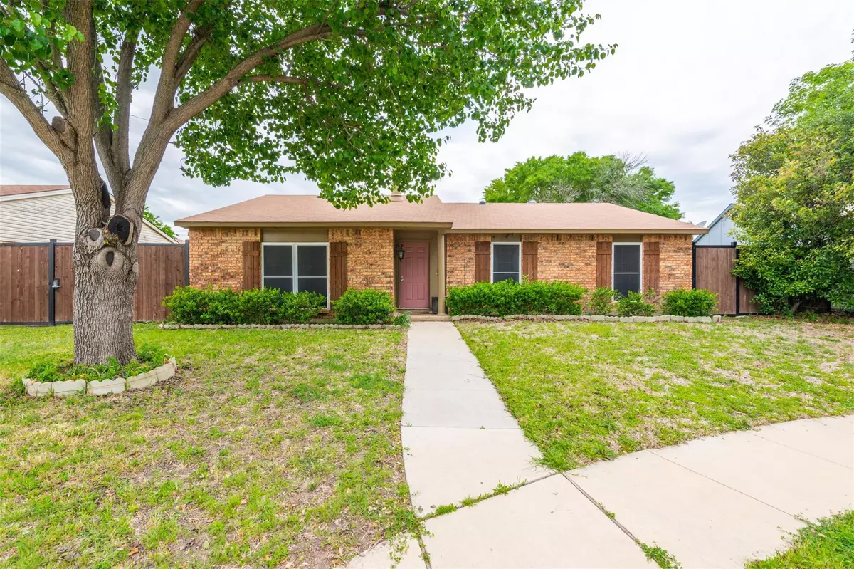 Grand Prairie, TX 75052,5002 Coffeyville Trail