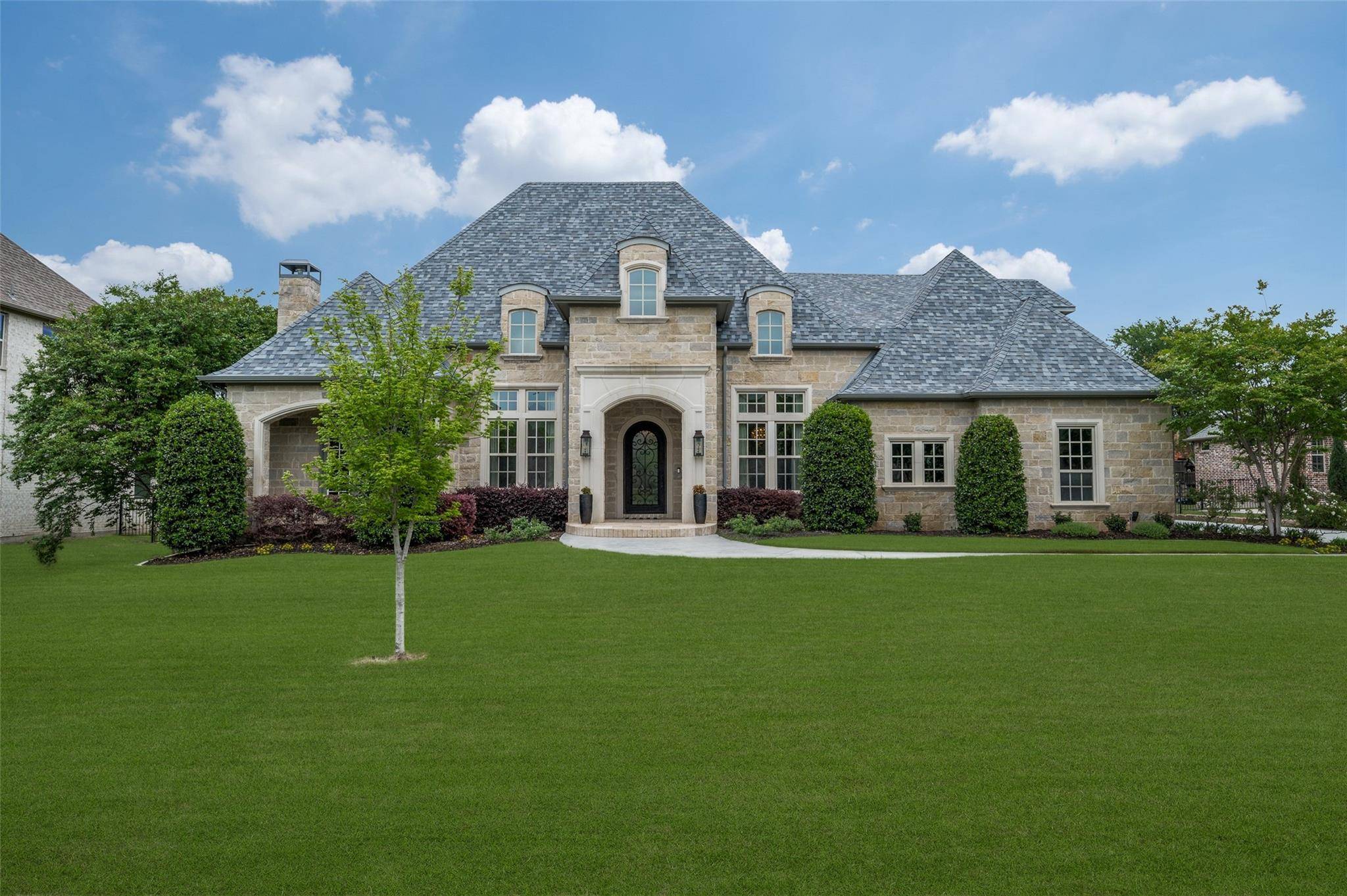 5209 Limestone Court,  Richardson,  TX 75082