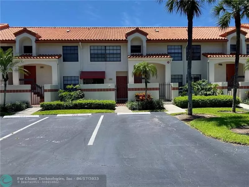 Deerfield Beach, FL 33442,205 Liberty Ct  #205