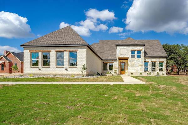 103 Oak Bend Trail, Lipan, TX 76462