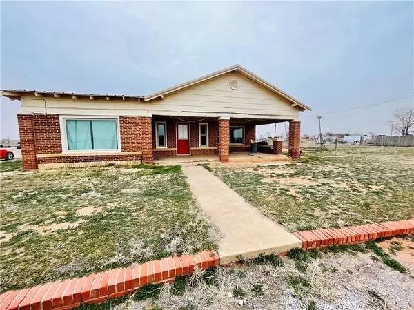 1606 E Broadway Street, Hollis, OK 73550